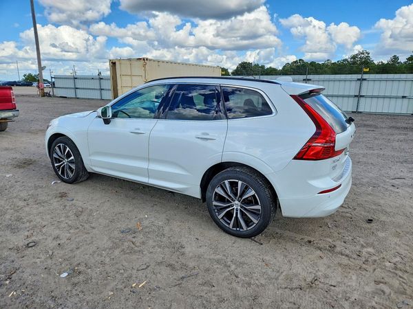 2022 VOLVO XC60 Momentum (excl S60)