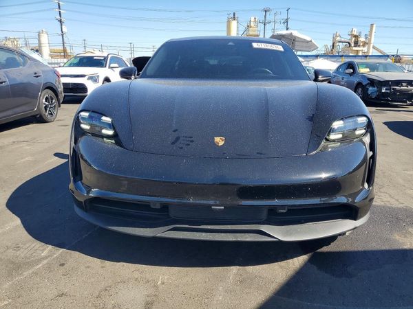 2022 PORSCHE TAYCAN
