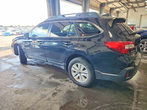 2018 SUBARU OUTBACK Premium