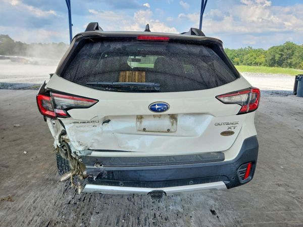 2021 SUBARU OUTBACK