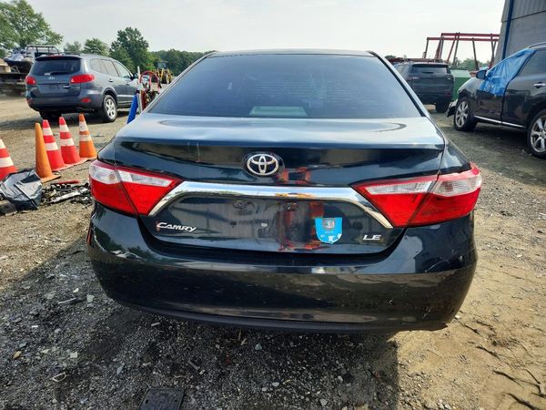 2017 TOYOTA CAMRY