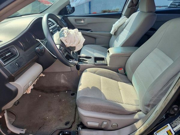 2017 TOYOTA CAMRY