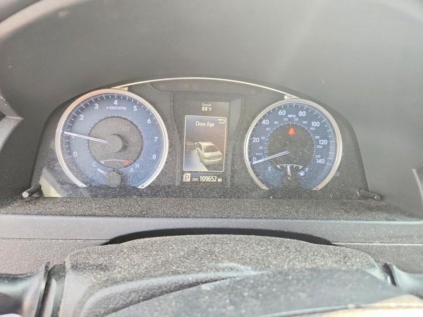2017 TOYOTA CAMRY