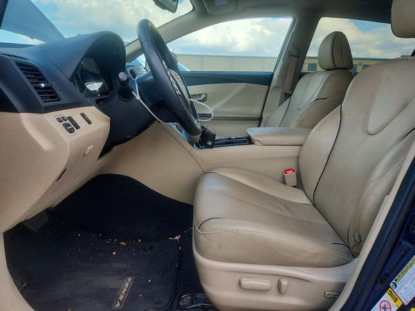 2015 TOYOTA VENZA XLE