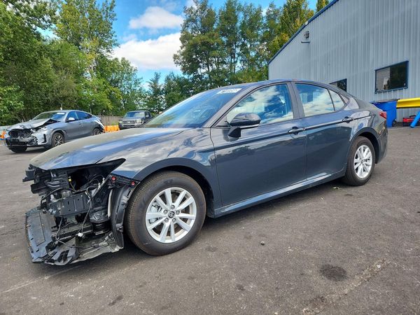 2026 TOYOTA CAMRY