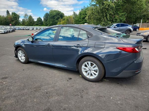 2026 TOYOTA CAMRY