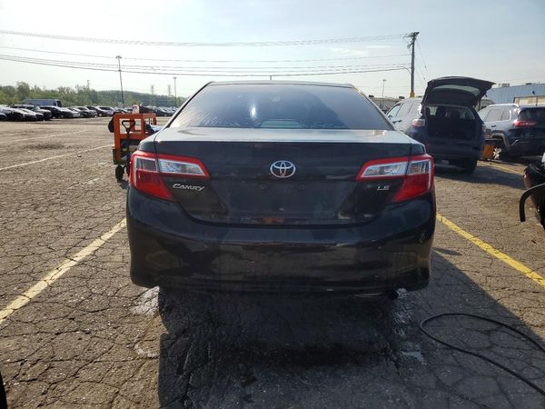 2013 TOYOTA CAMRY