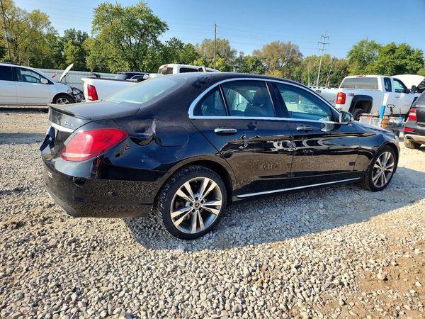 2017 MERCEDES-BENZ C