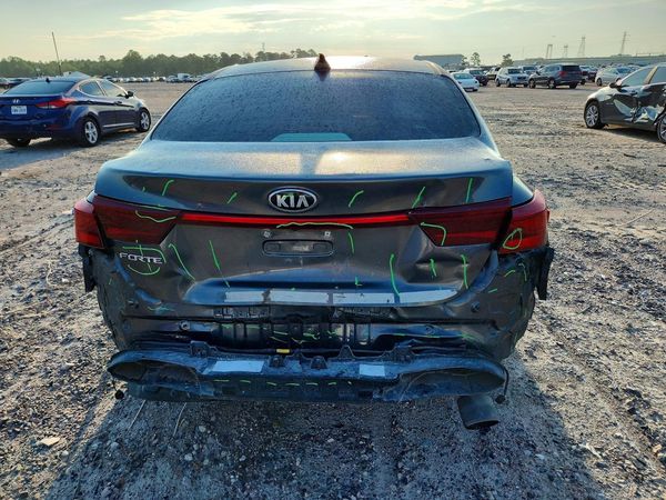 2019 KIA FORTE