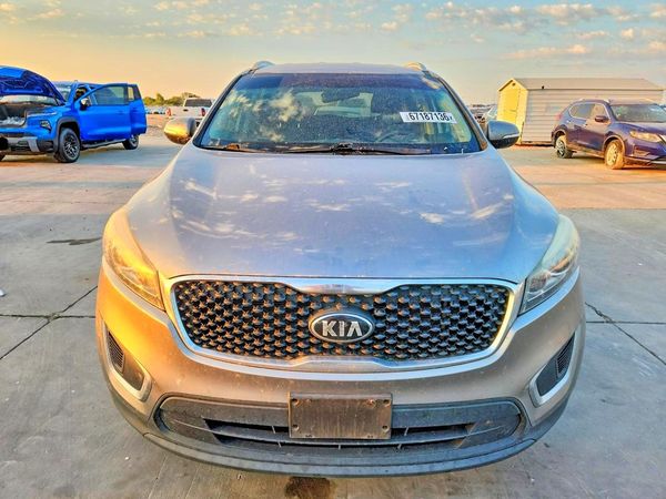 2018 KIA SORENTO L, LX