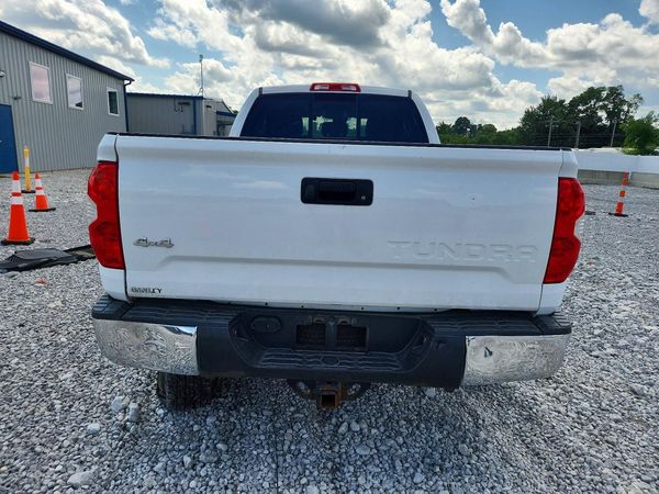 2019 TOYOTA TUNDRA SR5 Grade