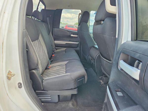2019 TOYOTA TUNDRA SR5 Grade