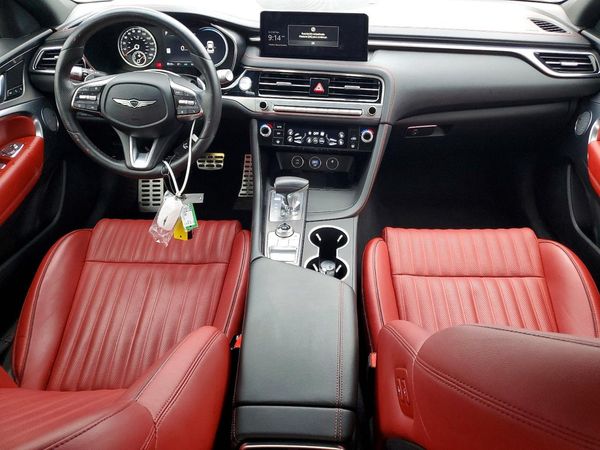 2025 GENESIS G70