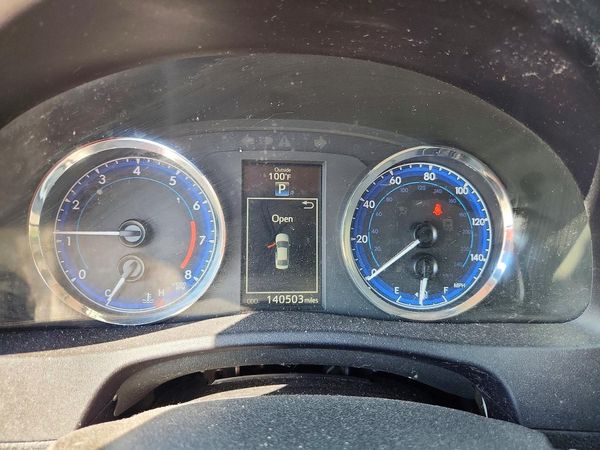 2018 TOYOTA COROLLA