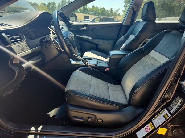 2013 TOYOTA CAMRY