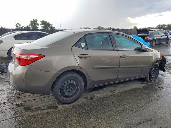 2018 TOYOTA COROLLA