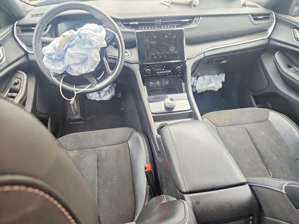 2024 JEEP CHEROKEE Laredo — CKPT