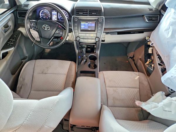 2016 TOYOTA CAMRY