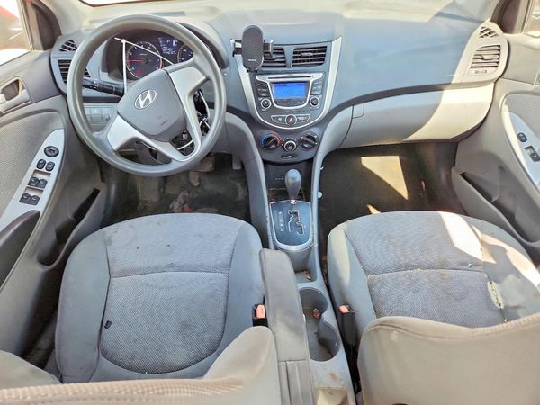 2013 HYUNDAI ACCENT GLS, GS