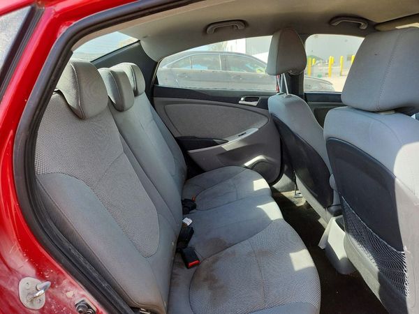 2013 HYUNDAI ACCENT GLS, GS