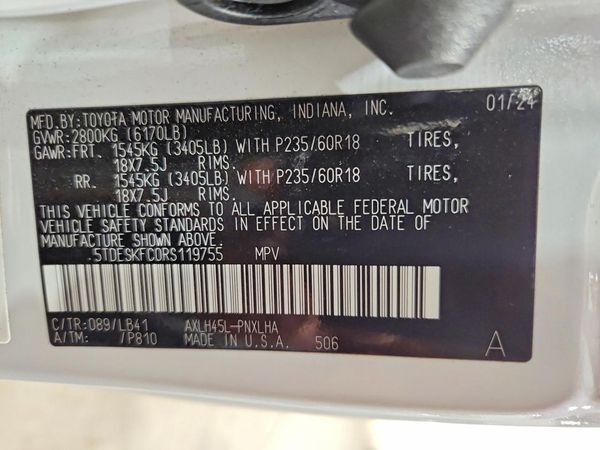 2024 TOYOTA SIENNA Platinum