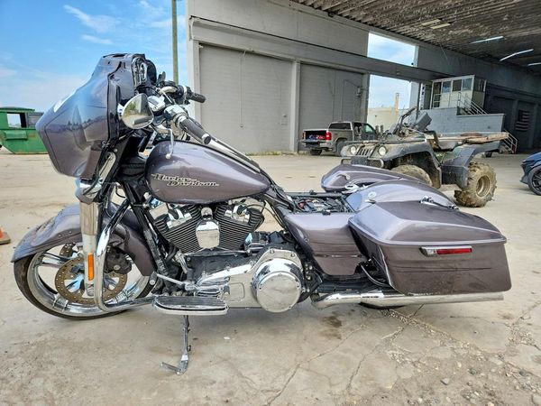 2015 HARLEY-DAVIDSON FLHXS