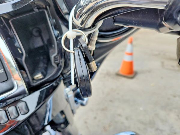 2015 HARLEY-DAVIDSON FLHXS