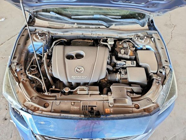 2017 MAZDA 3 Sport — Engine bay