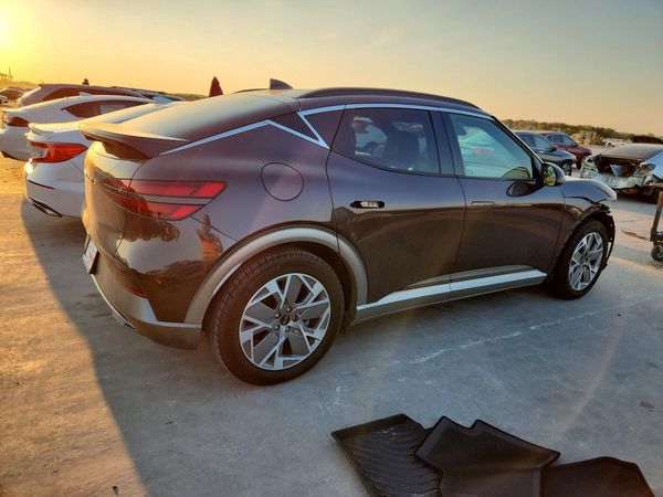 2024 GENESIS GV60