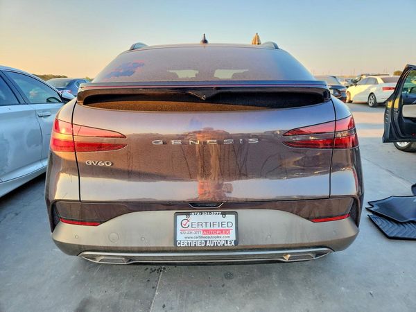 2024 GENESIS GV60