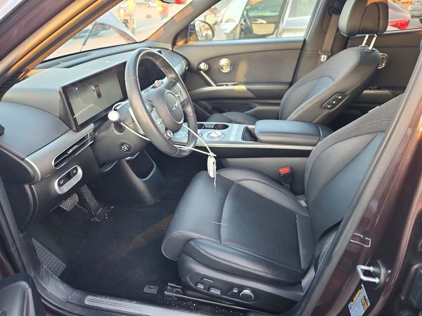 2024 GENESIS GV60