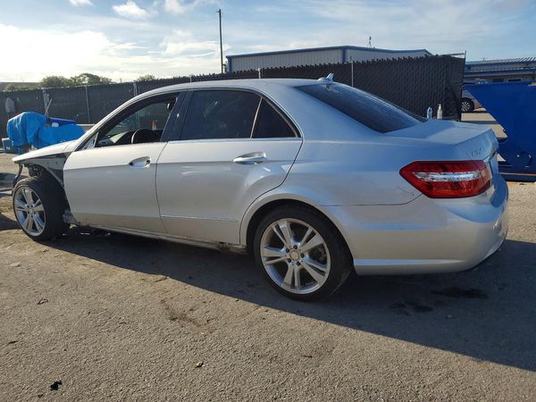 2013 MERCEDES-BENZ E
