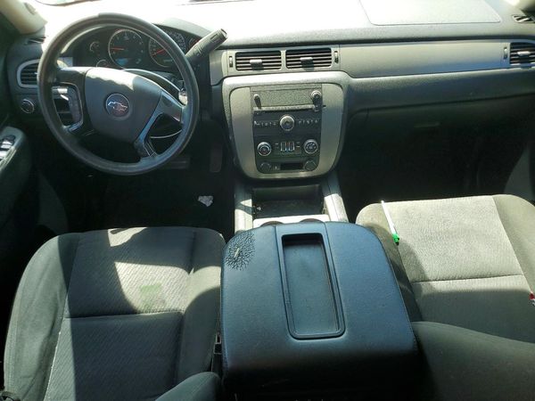 2014 CHEVROLET TAHOE