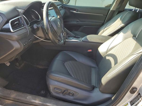 2018 TOYOTA CAMRY