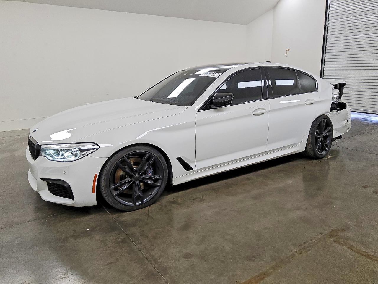 2020 BMW M550XI xDrive — Front 3/4
