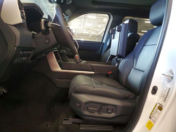 2026 TOYOTA TUNDRA