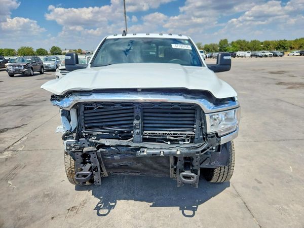 2023 RAM 2500