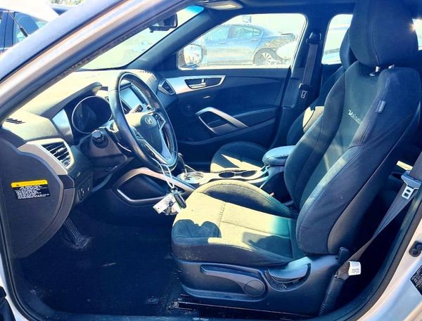 2017 HYUNDAI VELOSTER