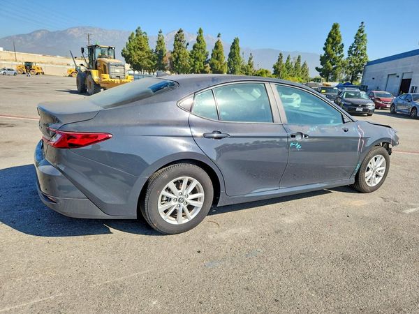 2025 TOYOTA CAMRY