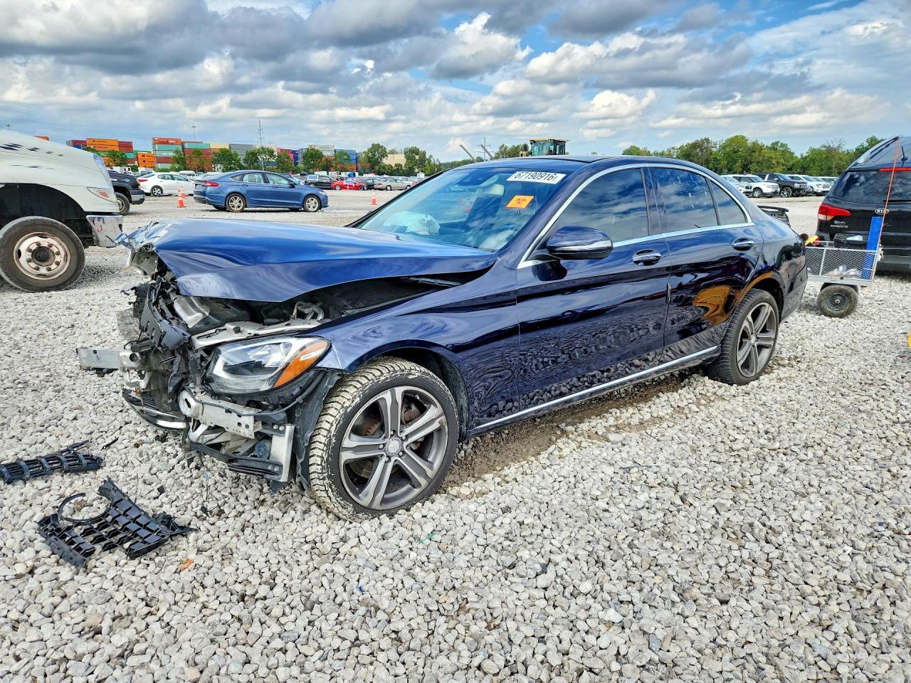 2017 MERCEDES-BENZ C-CLASS C300-4M — Front 3/4