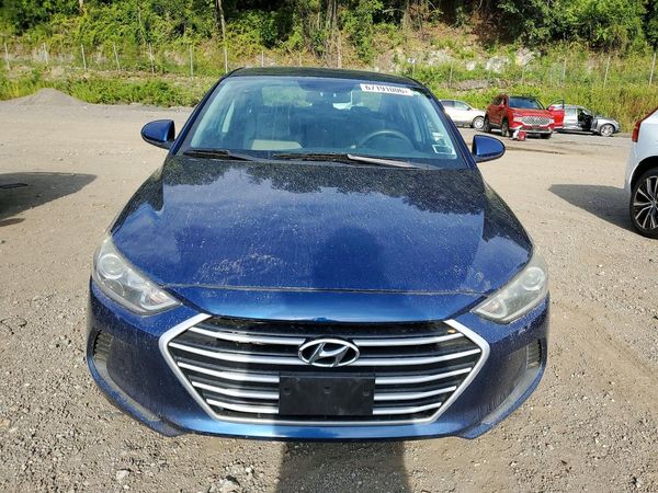 2017 HYUNDAI ELANTRA SE Base