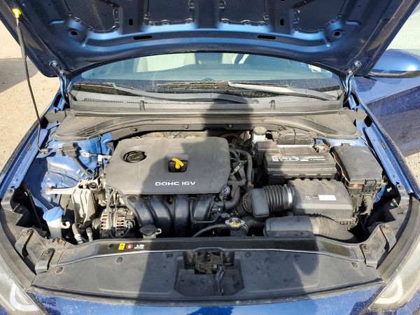 2017 HYUNDAI ELANTRA SE Base