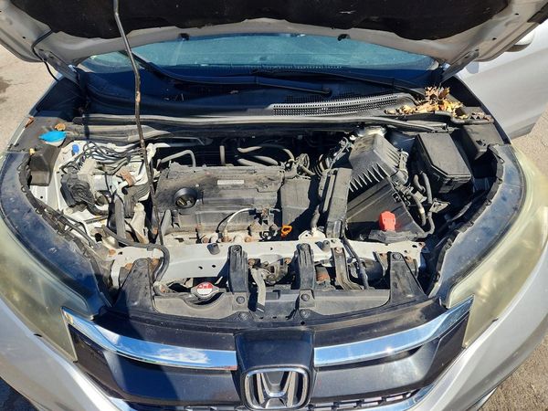 2016 HONDA CRV EX-L — Engine bay
