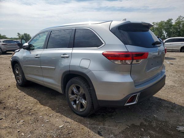 2017 TOYOTA HIGHLANDER
