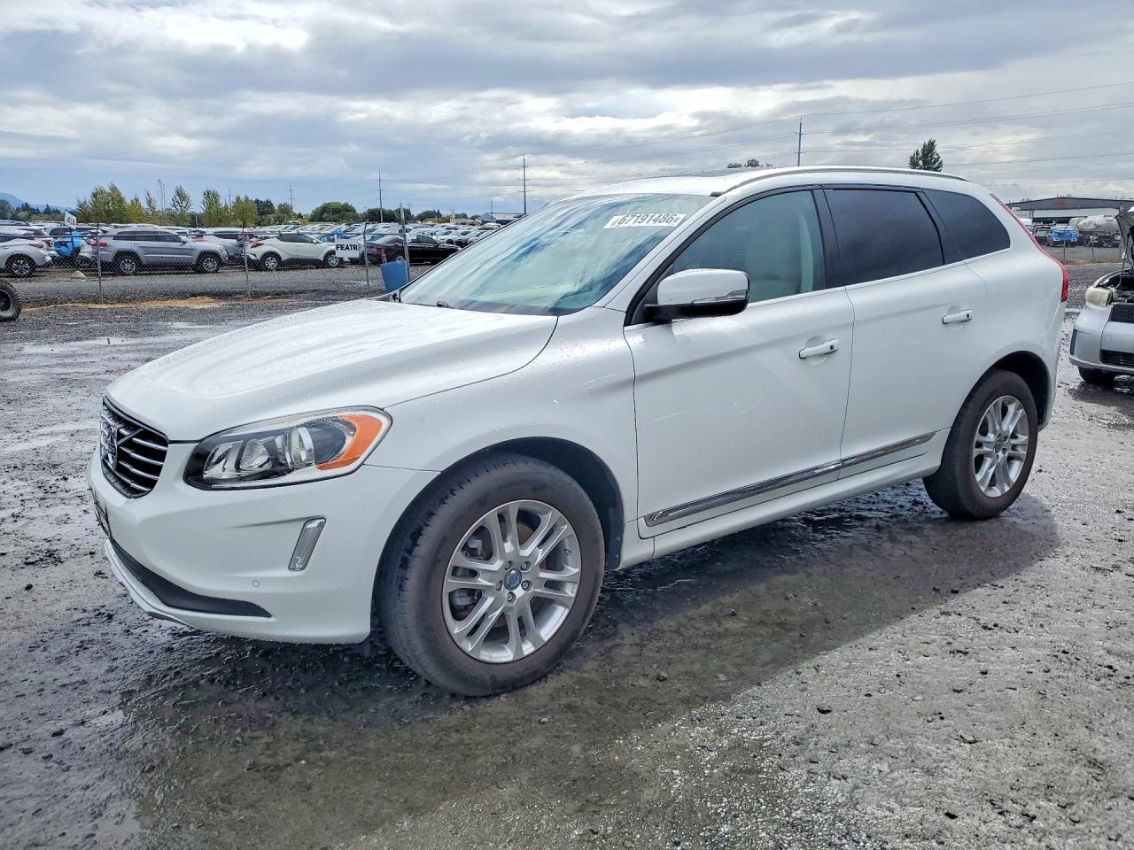 2014 VOLVO XC60