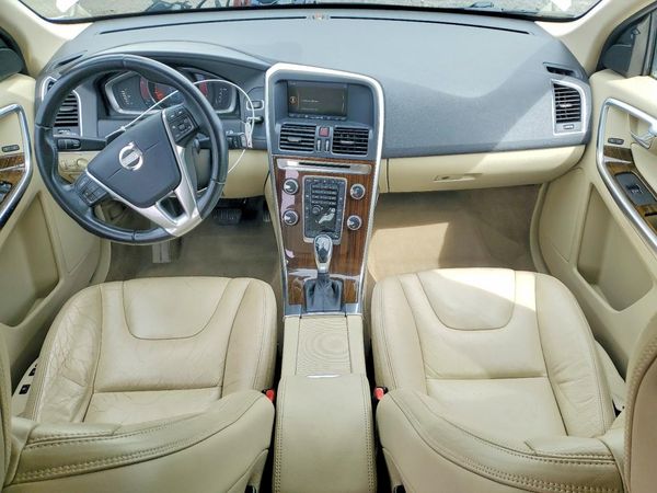 2014 VOLVO XC60