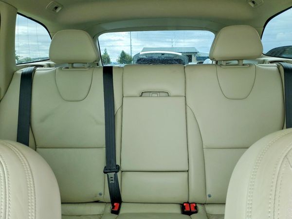 2014 VOLVO XC60