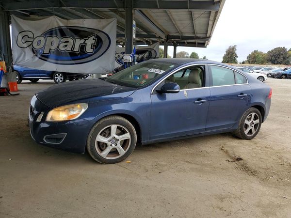 2012 VOLVO S60