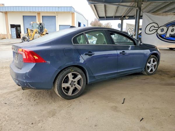 2012 VOLVO S60