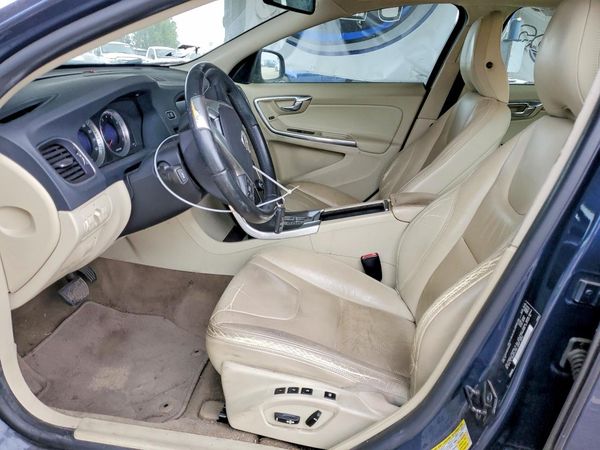 2012 VOLVO S60